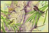 2010 Birds M/S (3v)